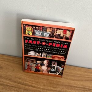 FACTOPEDIA 1000 THINGS YOU’LL NEVER NEED TO KNOW BOOK
